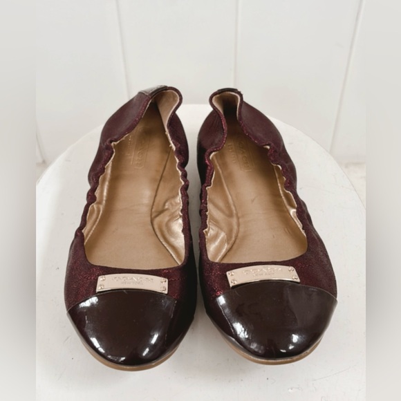 Coach Darsi Metallic Ballet Flats Burgundy Wine Gold Women 7.5 Slip On Classic - Picture 2 of 12